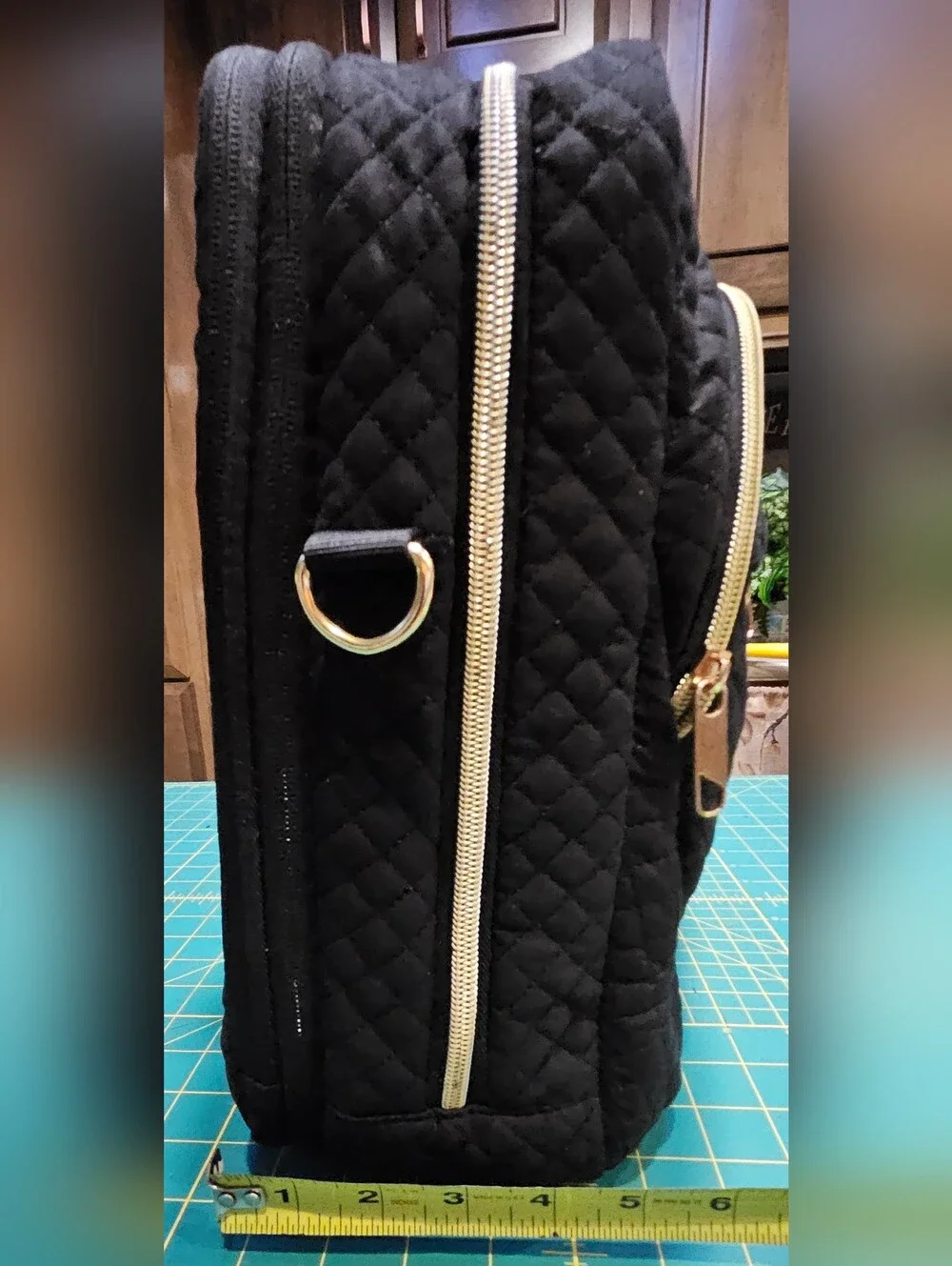 BAGSMART Quilted Black Organizer Case